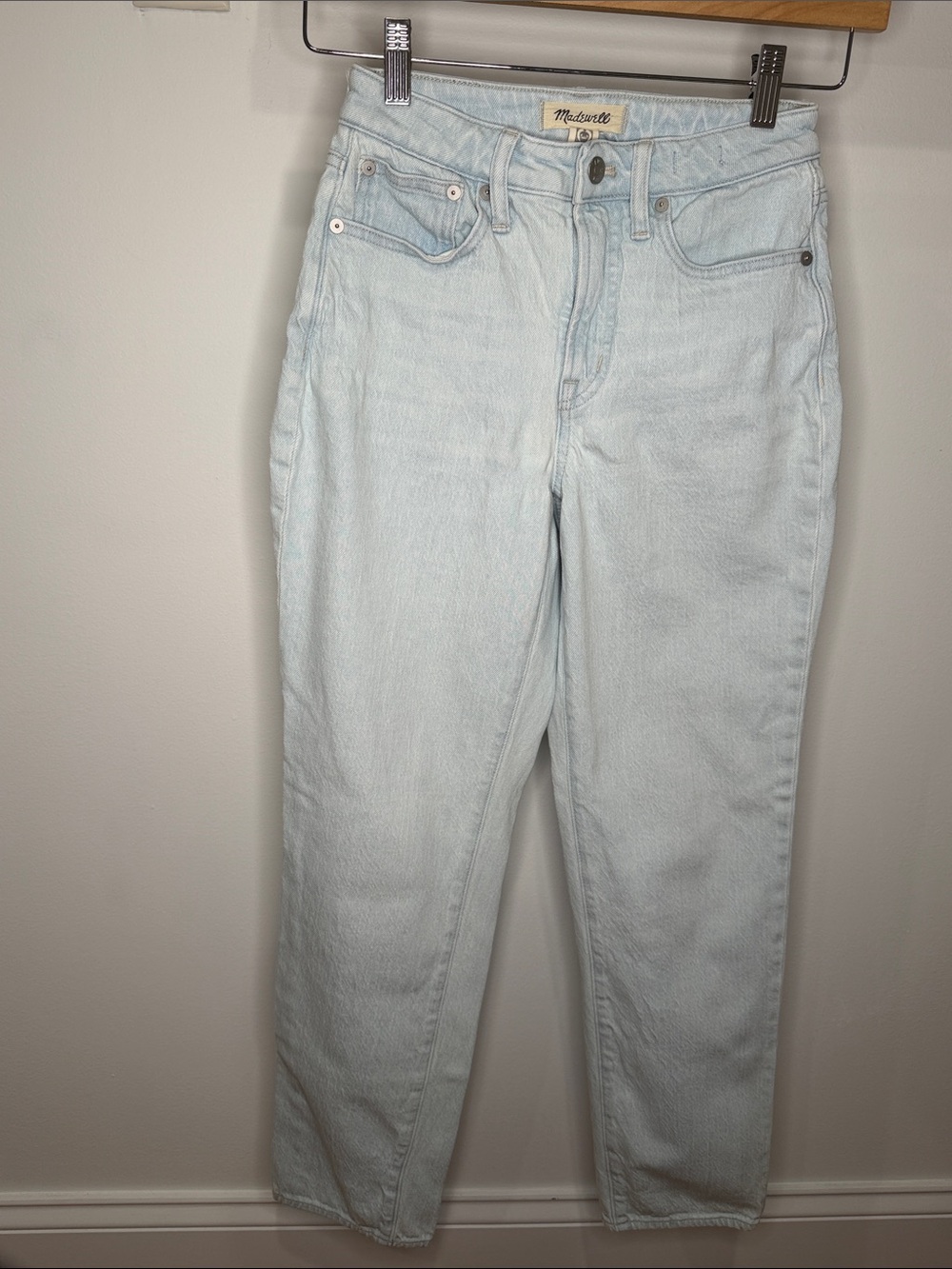 Madewell High-Rise Light Blue the perfect curvy vintage jean